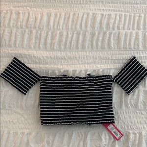 NWT bikini top
